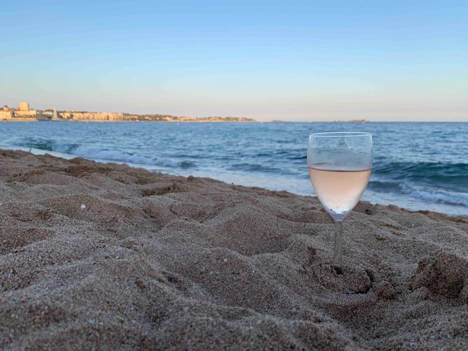 Port-frejus, 2 Pièces, Terrasse, Climatisation Appartement *