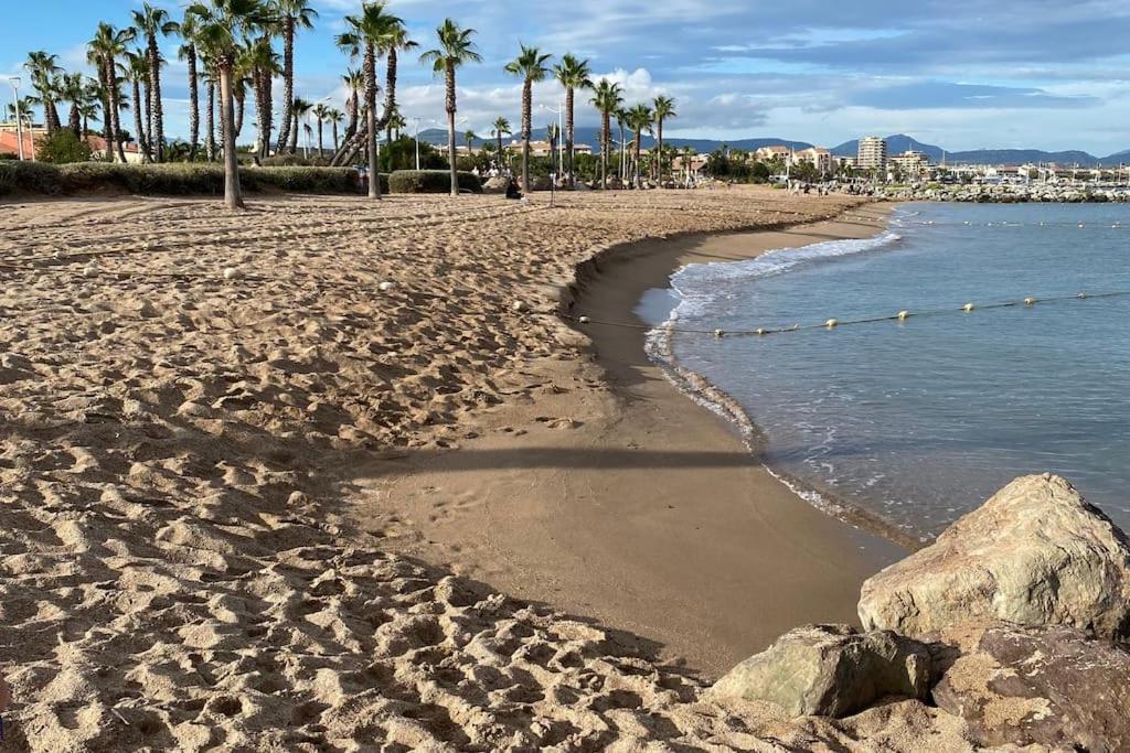 Port-frejus, 2 Pièces, Terrasse, Climatisation Appartement