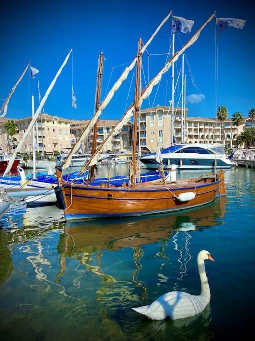 Port-frejus, 2 Pièces, Terrasse, Climatisation Appartement *